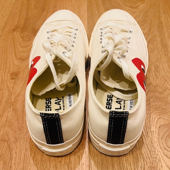 Comme des Garçons Play X Converse Lace-Up Sneakers - Picture 9 of 12